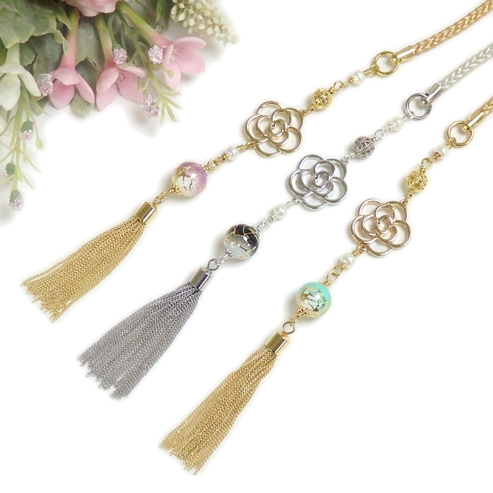 帯飾り スカシ カメリア 唐草樹脂ビーズ パール タッセル 根付 ストラップ 帯飾りプレート 浴衣 着物 大正モダン 和風モダン 根付け ローズ 花 椿