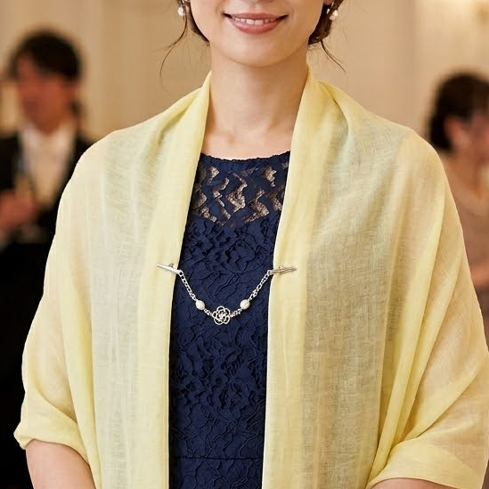 ショールクリップ カメリア 淡水パール 真珠 ストールクリップ ドレスクリップ シェイプレット 帽子クリップ レディース ハットクリップ マスクバンド